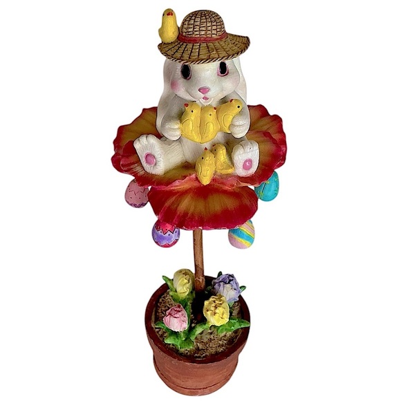 Cracker Barrel Easter Bunny Vintage Figure Incredible Details Chicks Easter Eggs - Picture 6 of 16